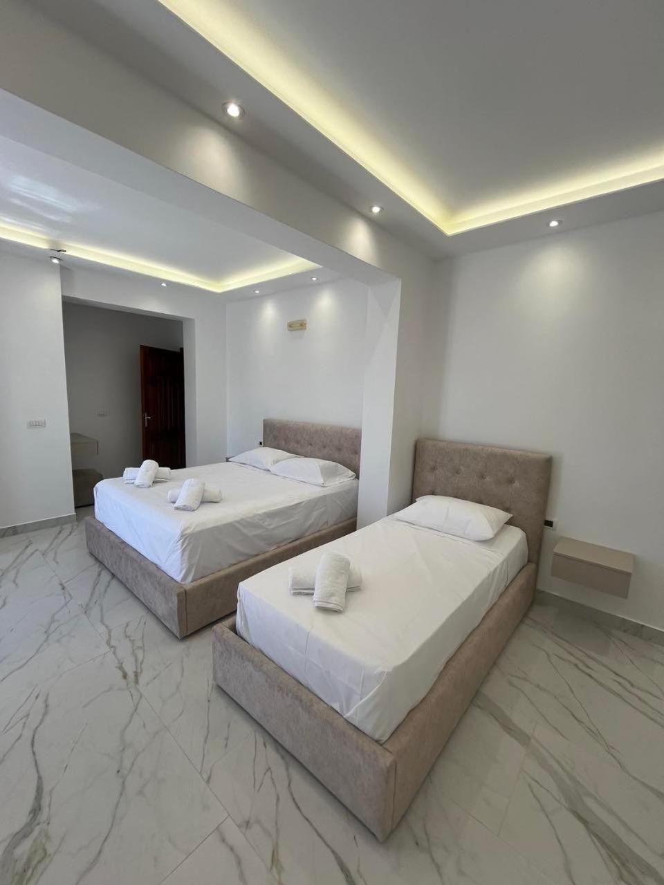 Harmony Apartments Dhermi Luaran gambar