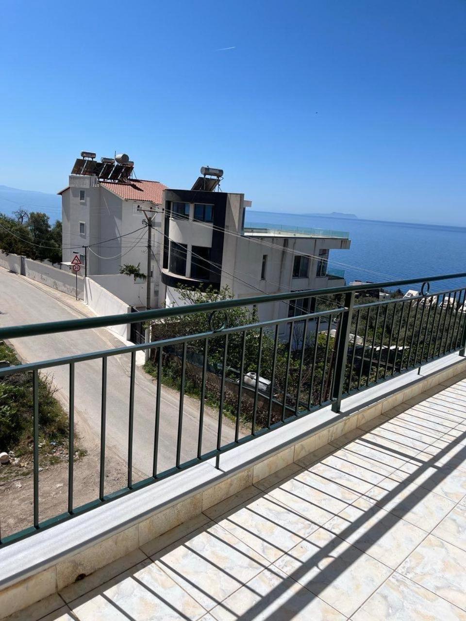 Harmony Apartments Dhermi Luaran gambar